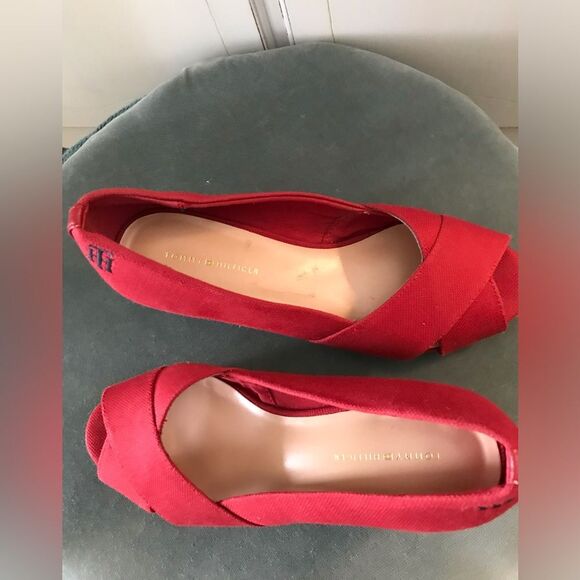 Tommy Hilfiger NWOT Red Espadrille Sandals - Picture 3 of 6